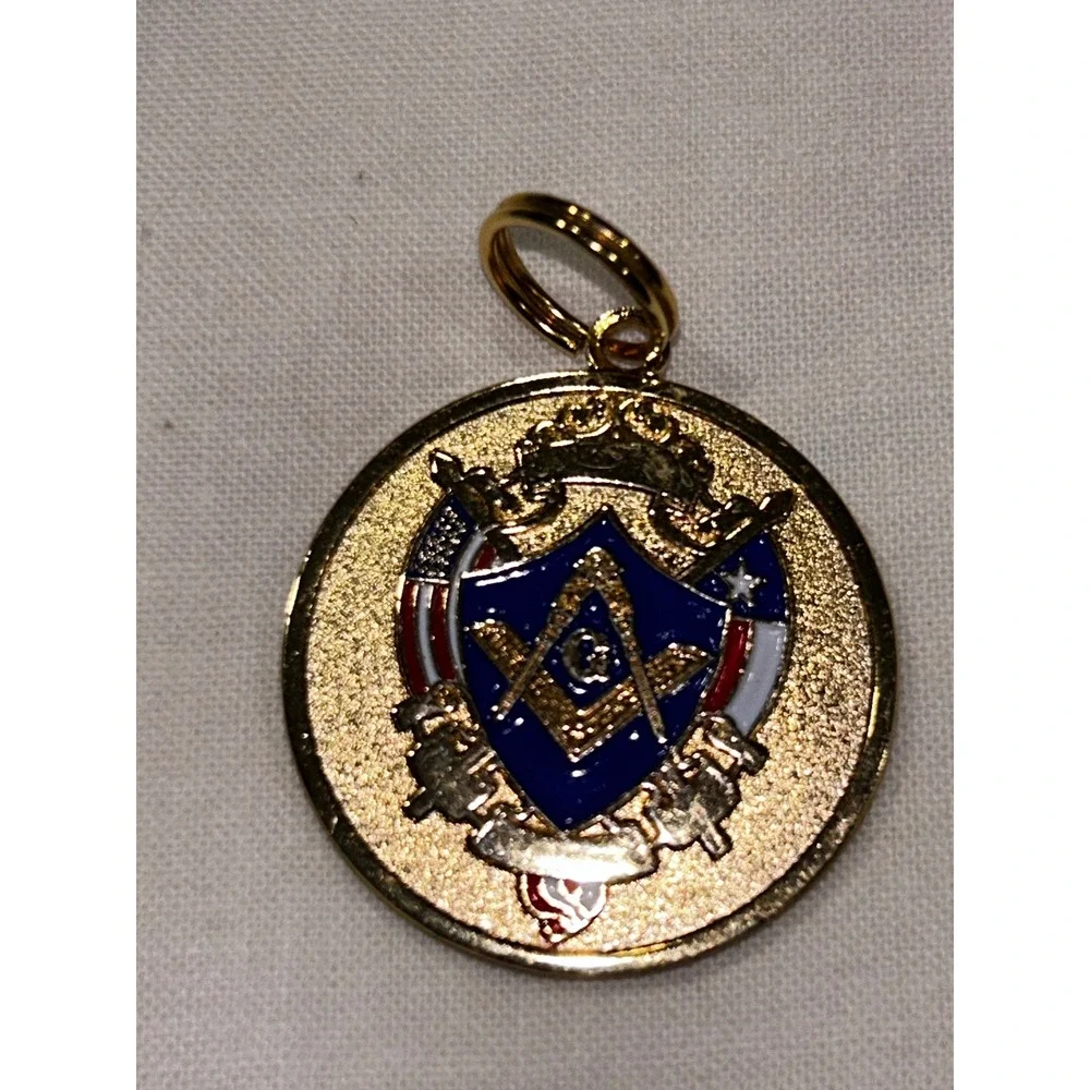 Masonic Grand Lodge of Texas Pendant Gold Tone Blue Enamel Medallion